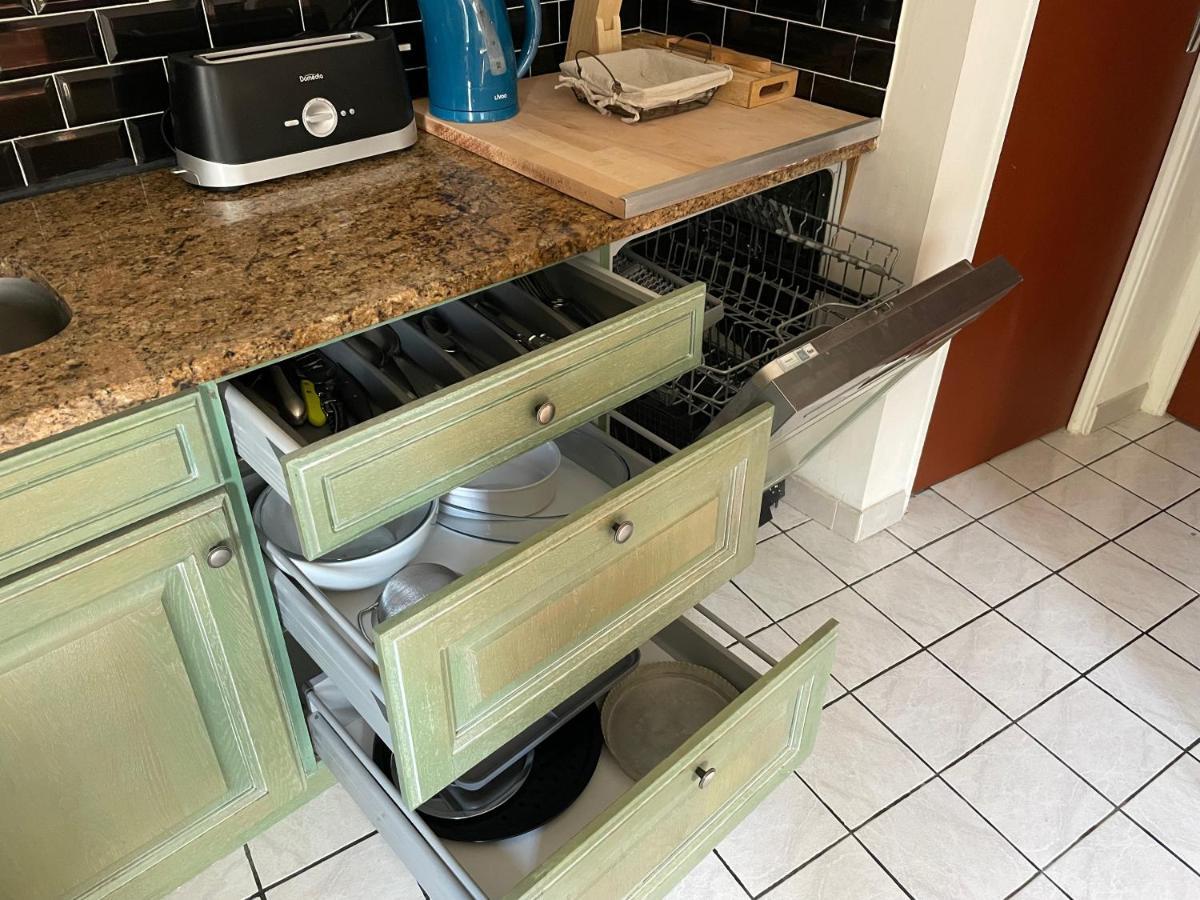 Maison De Jardin - Confort, Commodite, Bien Equipe Livarot-Pays-d'Auge Екстер'єр фото