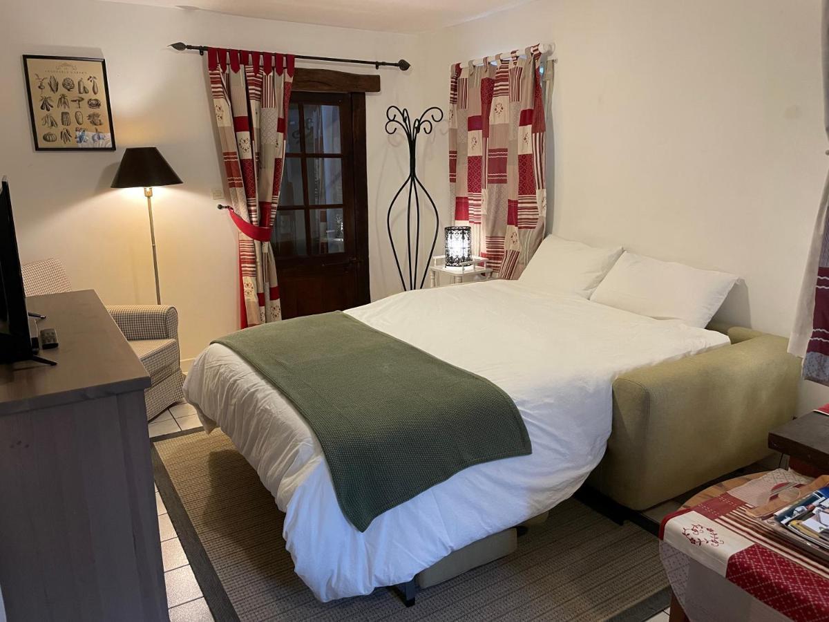 Maison De Jardin - Confort, Commodite, Bien Equipe Livarot-Pays-d'Auge Екстер'єр фото